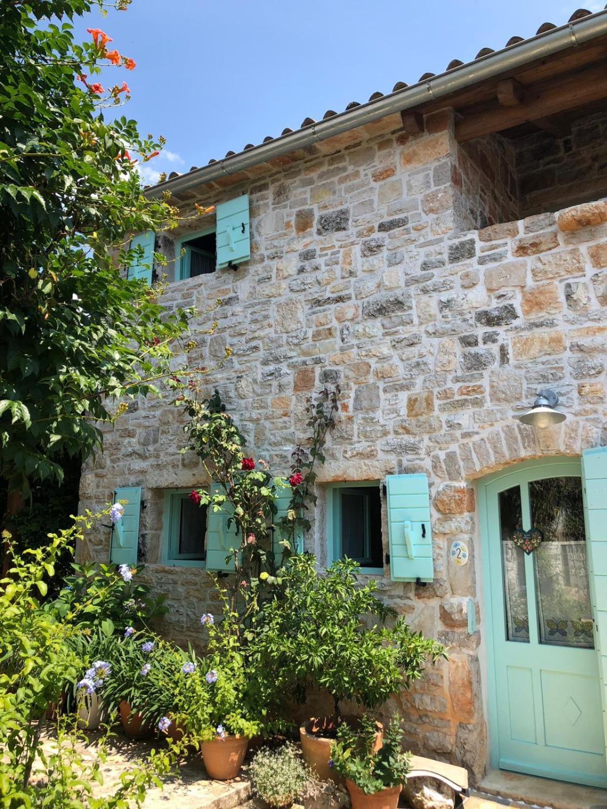 Domos Selene Casa Delle Farfalle Tinjan Dış mekan fotoğraf