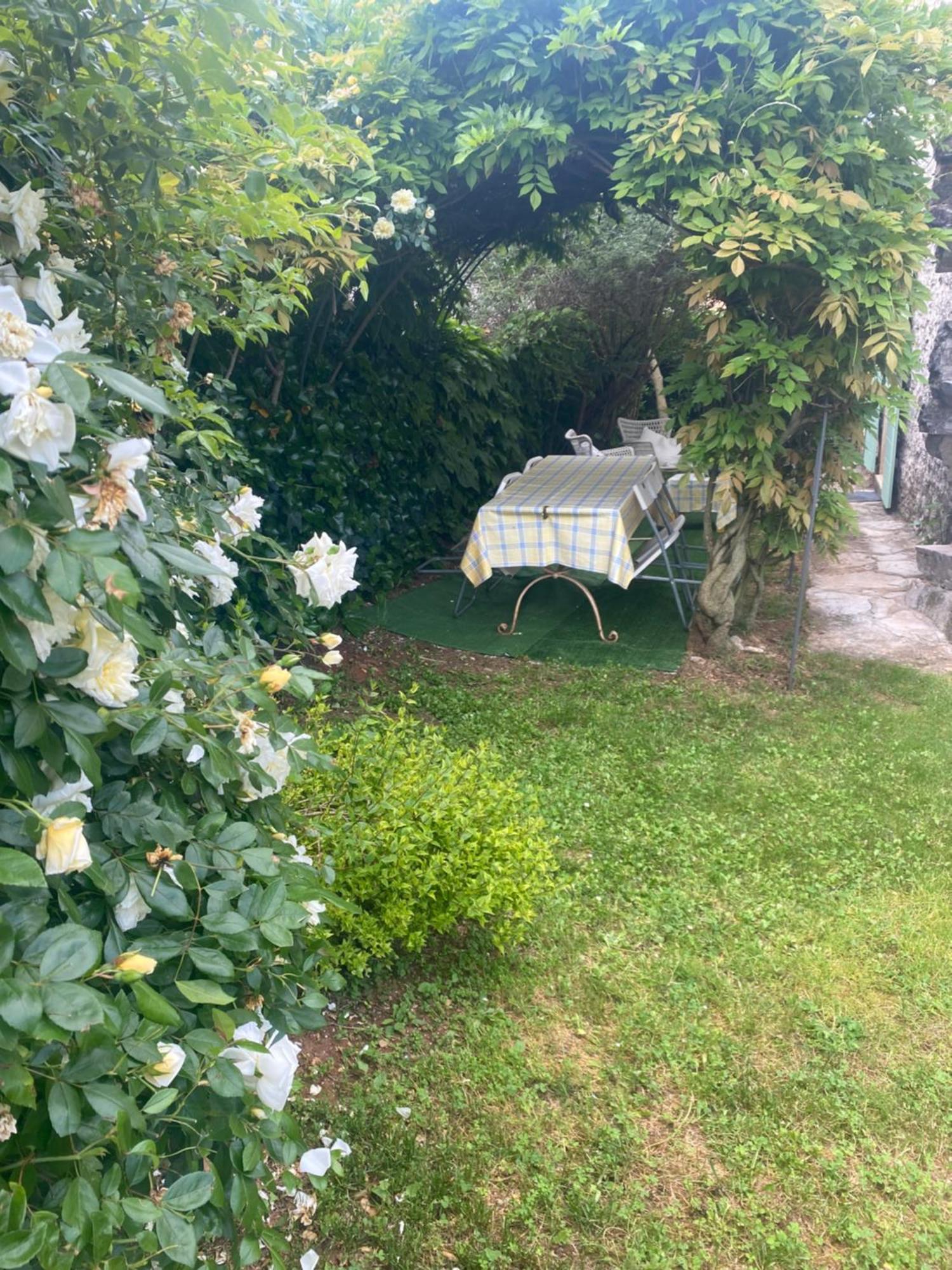 Domos Selene Casa Delle Farfalle Tinjan Dış mekan fotoğraf